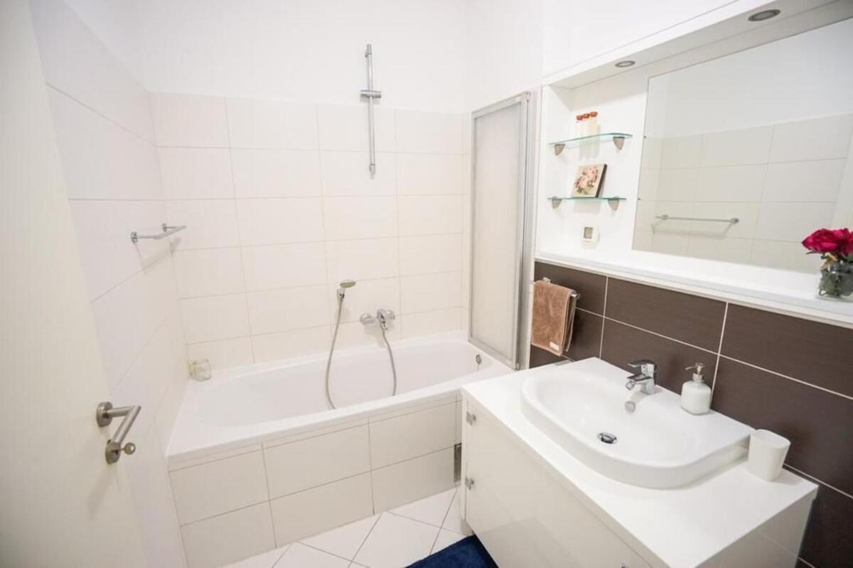 Apartment Zara White 외부 사진